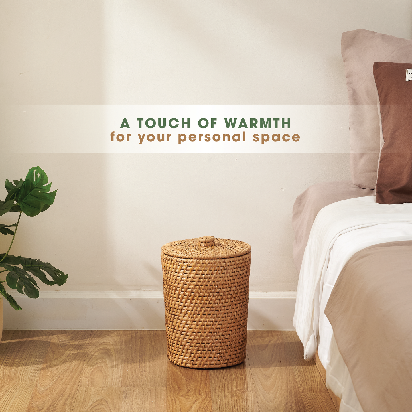 Wicker Trash Can with Liner and Lid